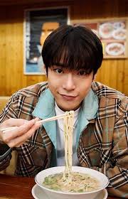 Idol que fueron a sopa. Idols Cualquier Estupidez Que Hicieron Los Idols Del Kpop Facebook