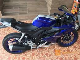 Watch 238 yamaha yzf r15 v3 images to know how yzf r15 v3 really looks. Yamaha R15 V3 2017 Biru Tangerang Jualo