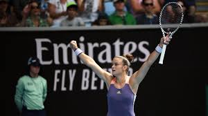 Ο δημήτρης κανελλόπουλος, δίδαξε πολλούς αθλητές και προπόνησε πολλούς τενίστες, ερασιτέχνες και πρωταθλητές. Maria Sakkarh To Mhlo Katw Apo Th Mhlia H Korh Ths Aggelikhs Kanellopoyloy Mprosta Sthn Pio Megalh Proklhsh Ths Karieras Ths