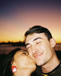 Ryan Emmett (@ryan_emmett) • Instagram photos and videos