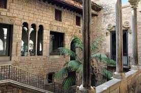 Barcelone est la capitale de la catalogne et la deuxième plus grande ville d'espagne. Contemporary Art In Barcelona Artsper Magazine