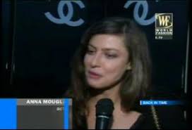 She spent her youth in the var département, before moving back to nantes with her family. Anna Mouglalis Actresses Bellazon