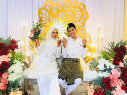Nasional dan cuti bersama tahun 2021. Kenduri Kahwin Batal Tapi Pasangan Ini Tetap Seronok Jadi Pengantin Pkp Siap Agih Nasi Tomato Paling Sempoi Jimat Hampir Rm4 000 Viral Mstar
