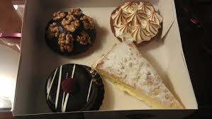 De Loin La Meilleure Boulangerie De Marne La Vallee Avis De Voyageurs Sur Dominique Laird Bailly Romainvilliers Tripadvisor