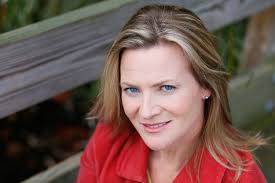 Peggy Lonergan's Instagram, Twitter & Facebook