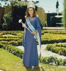 She represented lebanon at the miss universe pageant and won. Haya Online Ø¬ÙˆØ±Ø¬ÙŠÙ†Ø§ Ø±Ø²Ù‚ Ø¬Ù…ÙŠÙ„Ø© Ø¨Ù…Ù‚Ø§ÙŠÙŠØ³ Ø§Ù„ÙƒÙˆÙ†