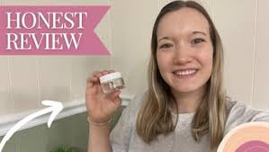 Amazon.com: Domensi 72 frascos de vidrio de 2 onzas con tapas, tamaño de  viaje, a prueba de fugas, redondos, herméticos, vacíos, con forro interior,  tapa para almacenar lociones, polvos, ungüentos, muestra de :