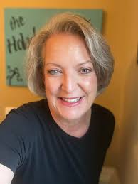 Independent Senegence distributor sharing products