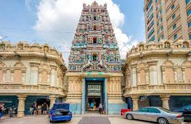 Masjid ini merupakan masjid yang tertua di penang dan dibina pada tahun 1801 oleh seorang kapten kapal waktu beroperasi bagi taman ini adalah bermula jam 8 pagi hinga ke 12 malam, tentunya waktu malam lebih seronok. 9 Tempat Wisata Di Penang Paling Recommended Untuk Liburan Tempat Wisata Di Penang