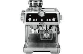 De'longhi fully automatic coffee machines use fresh coffee beans and performs exactly the same de'longhi. Delonghi Ec9335m La Specialista Manual Coffee Machine At The Good Guys