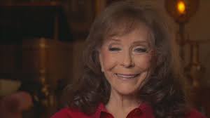 Loretta Lynn Biography