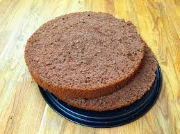 Bester Schoko Biskuitboden Mit Nussen Dunkler Biskuit Schoko Biskuitboden Biskuitboden Kuchenboden Rezept