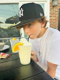 Savory lunch spots in the area?