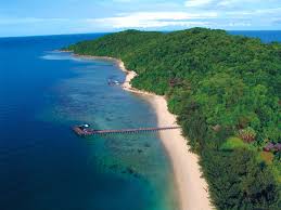 Pulau ini adalah pulau yang terbesar di sebahagian daripada taman marin tun pulau mataking terletak di laut celebes dan merupakan lokasi bagi para penyelam dimana lokasi yang menarik akan penyelam didasar laut pulau mataking. Senarai 6 Tempat Menarik Di Kota Kinabalu Sabah Jom Bercuti