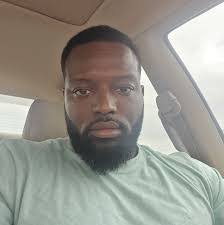 Lynn Surratt's Instagram, Twitter & Facebook