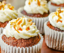 Keto Cheesecake Cupcakes