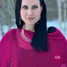 Nu har vintern gjort entré i Hälsingland med både snö och stormvindar!  ❄️💨Vi bjuder på några härliga vinterbilder för att sprida lite  säsongsinspiration. Beställningarna strömmar in, TACK alla ni som beställer  ❤️🙏och