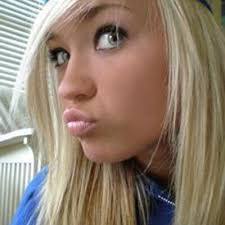 Danielle Bissett's Instagram, Twitter & Facebook