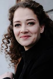 Reparto de Amenaza en el mar (película 2004). Dirigida por Jorgo  Papavassiliou