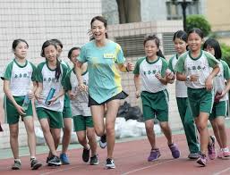 贾永婕的老公 王兆杰 ，是德杰集团第二代，旗下有纽约 纽约 购物中心、 贾永婕 (11张) è³ˆæ°¸å©•è‡ªèªä»¥å‰å¾ˆ å‡æŽ° å°‡å'Œè€å…¬å…'å­åˆ°ä¿„ç¾…æ–¯ç˜‹ä¸–è¶³ å¨›æ¨‚ æ™‚å ±å'¨åˆŠ