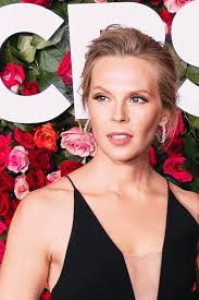 Elementary" Pilot (TV Episode 2012)