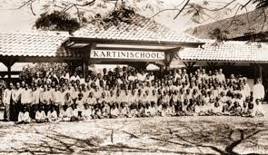 Kartini lahir dari seorang ibu yang bernama m.a. Berjasa Bagi Perempuan Indonesia Berikut Kepribadian R A Kartini Yang Patut Dijadikan Teladan Beauty Journal