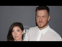 Слушать песни и музыку imagine dragons онлайн. Viertes Kind Imagine Dragons Sanger Dan Reynolds Ist Zum Vierten Mal Vater Geworden Youtube