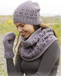 26 Cozy Diy Infinity Scarves With Free Patterns And Instructions Crochet Hats Crochet Mittens Diy Infinity Scarf