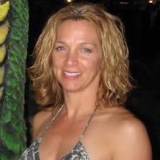 Who can help foster a dog in Prescott Valley?