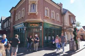 Os funcionários e antigos clientes da empresa respondem rápido a dúvidas sobre rose & crown dining room. Rose Crown Pub And Dining Room Wanderdisney