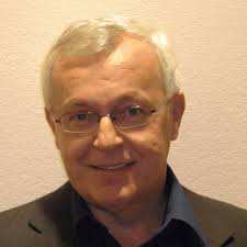 One wheel is better than two 🛴 #Transportation #Scooter #Driving  #Engineering #Innovation #Scooters #engineers #wheels