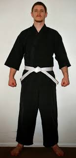 Keikogi (稽古着), or dōgi (道着), is a uniform for training in japanese martial arts and their derivatives. My Kishimotodi Experience Part 3 Keikogi And Kamae Karate Obsession