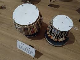 Alat musik tradisional dari kalimantan, dibagi sesuai dengan provinsi dan juga dilengkapi dengan gambar dan penjelasan. Mengenal Tabla Gendang India Koleksi Museum Musik Dunia Blok A Jawa Timur Park