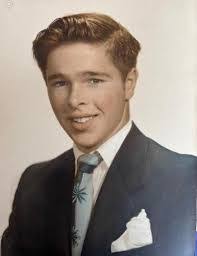 Stephen Rowell's Instagram, Twitter & Facebook