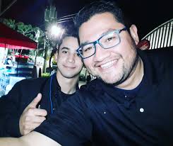 GRACIAS EL SALVADOR!!! . Ya estoy en casa; lo de EL SALVADOR fue  revolucionario!! Llegaron MILES de personas al CIFCO; los boletos se  agotaron rapidísimo, y por si fuera poco, fue una