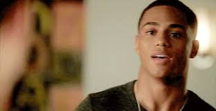 Divine Davis (dionnedavis71)