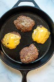 How To Cook A Burger Indoors On The Stove