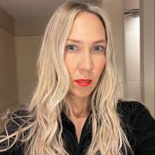 Vicky Beech (vickyjbeech)