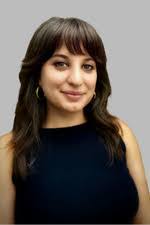 Lisa Castle's Instagram, Twitter & Facebook