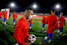 Filtrar por fecha la selección chilena deberá pagar 20.000 francos suizos, equivalentes a 19.990 dólares, por conducta inapropiada entre su propio grupo de. Seleccion Chilena The Clinic Reportajes Noticias Podcast Videos Y Humor