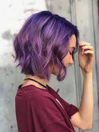 Short Purple Hair Haircut Waves Curly Hair Coloracion De Cabello Cabello Morado Look De Cabello