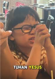 Happy sundayy! Jangan lupa bersyukur🤗 Selalu Bersyukur