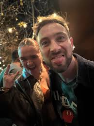 Hi all, this group has been great, I am getting a lot of good tips around  bits and bob and wonder if I can ask your view