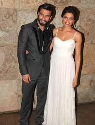 Deepika Padujone Picks Bajirao Mastani Over Shuddhi For Ranveer Singh Bollywood Celebrities Deepika Padukone Famous Celebrities