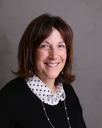 Donna Linhares MacDougall