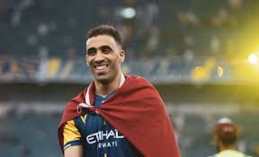 وأشارت الصحيفة إلى غياب حمد الله عن تدريب الفريق الأخير. ÙƒÙ… ÙŠØ¨Ù„Øº Ø±Ø§ØªØ¨ Ø¹Ø¨Ø¯Ø§Ù„Ø±Ø²Ø§Ù‚ Ø­Ù…Ø¯Ø§Ù„Ù„Ù‡ Ù…Ø¹ Ø§Ù„Ù†ØµØ± ÙˆÙ…Ø§ Ù‡ÙŠ Ø£Ø¹Ù…Ø§Ù„Ù‡ Ø§Ù„Ø®ÙŠØ±ÙŠØ©