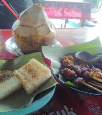 Hari raya idul adha diperingati pada 10 dzulhijjah 1441 h yang jatuh pada. Beef Satay With Toast Sticky Rice Review Of Sate Maranggi Sari Asih Cipanas Indonesia Tripadvisor