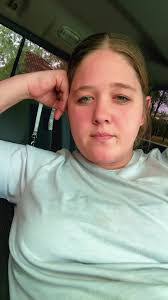 Katie Worrell's Instagram, Twitter & Facebook