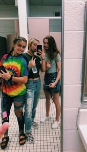 Dibujos de bff dibujos de youtubers dibujos de colores dibujos tumblr dibujos bonitos dibujos de chicas kawaii dibujos para amigas dibujos animados de chicas dibujo de chica bonita. Pin By Katy Roblox Roblox On Friends Cute Outfits Outfits Bff Pictures