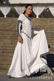Check spelling or type a new query. Mittelalter Kleid Larp Dame Vorhanden In Dunkelblaue Baumwolle Grune Baumwolle Weisse Baumwolle Schwarze Baumwolle Blaue Baumwolle Burgund Baumwolle Rote Baumwolle Goldene Keltische Borte Silberne Keltische Borte Goldgrune Keltische Borte